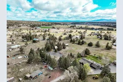 20970 Hicrest Place, Bend, OR 97703 - Photo 40