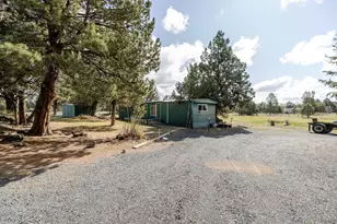 20970 Hicrest Pl, Bend, OR 97703 - Photo 28