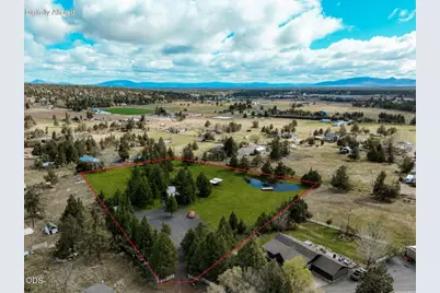 20970 Hicrest Place, Bend, OR 97703 - Photo 2