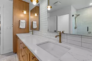 19201 NW Mount Shasta Dr, Bend, OR 97703 - Photo 24