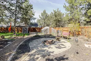835 SE Polaris Ct, Bend, OR 97702 - Photo 24