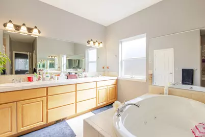 2241 SE Pilatus Lane, Bend, OR 97702 - Photo 20