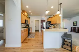 2241 SE Pilatus Ln, Bend, OR 97702 - Photo 12