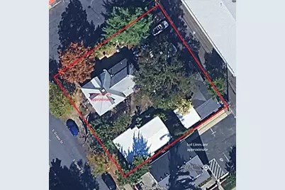 329 S Grape Street, Medford, OR 97501 - Photo 2