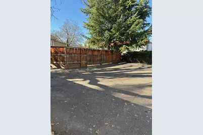 329 S Grape Street, Medford, OR 97501 - Photo 44