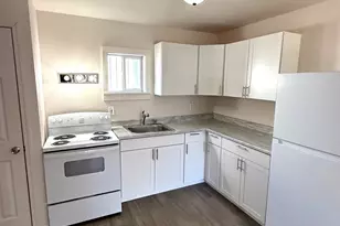 329 S Grape St, Medford, OR 97501 - Photo 20