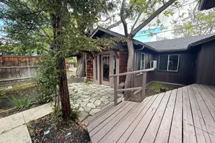 329 S Grape St, Medford, OR 97501 - Photo 18
