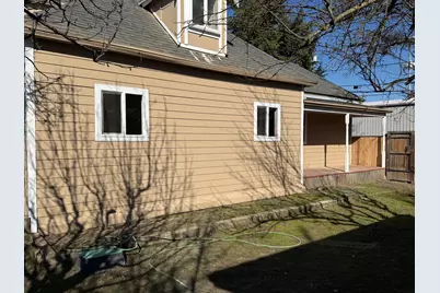329 S Grape Street, Medford, OR 97501 - Photo 4