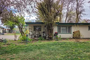 10852 Oregon 66, Klamath Falls, OR 97601 - Photo 2