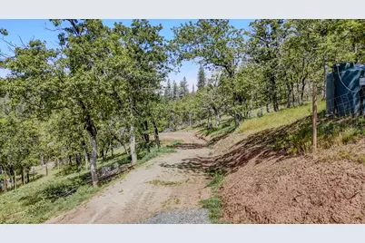 1545 Hwy 238, Jacksonville, OR 97530 - Photo 42