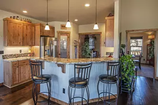 63170 Fremont Rd, Bend, OR 97701 - Photo 4