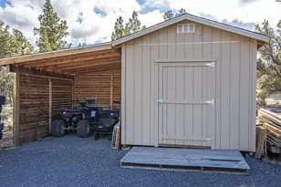 63170 Fremont Rd, Bend, OR 97701 - Photo 34