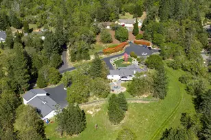 221 Lauer Way, Grants Pass, OR 97526 - Photo 46