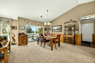 221 Lauer Way, Grants Pass, OR 97526 - Photo 14