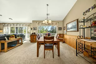 221 Lauer Way, Grants Pass, OR 97526 - Photo 16