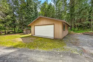 9105 W Evans Creek Rd, Rogue River, OR 97537 - Photo 36