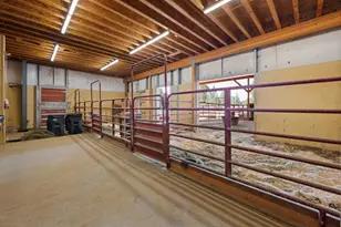 60135 Stirling Dr, Bend, OR 97702 - Photo 70