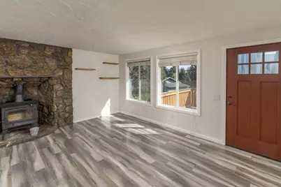 20633 Weatherby Court, Bend, OR 97701 - Photo 4