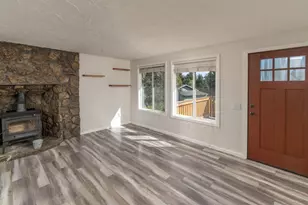 20633 Weatherby Ct, Bend, OR 97701 - Photo 4
