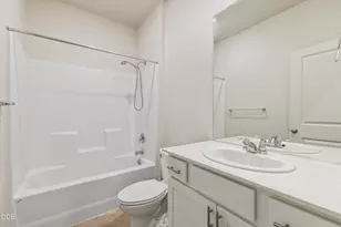 5229 Amberview Ln, Klamath Falls, OR 97603 - Photo 26