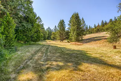 7484 Sterling Creek Road, Jacksonville, OR 97530 - Photo 36