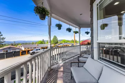 1679 NE Terrace Drive, Grants Pass, OR 97526 - Photo 12