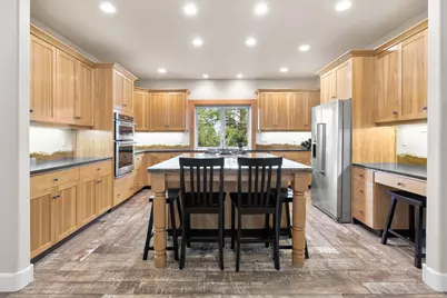 2832 NW Polarstar Avenue, Bend, OR 97703 - Photo 10