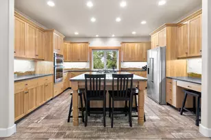 2832 NW Polarstar Ave, Bend, OR 97703 - Photo 10