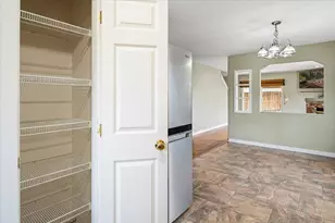 2232 SW Newberry Ct, Redmond, OR 97756 - Photo 12