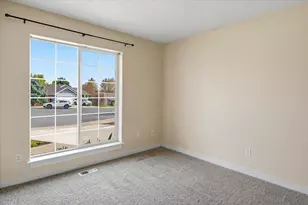 2232 SW Newberry Ct, Redmond, OR 97756 - Photo 22