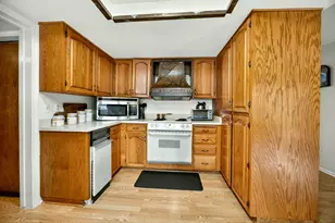 1082 La Loma Dr, Medford, OR 97504 - Photo 26