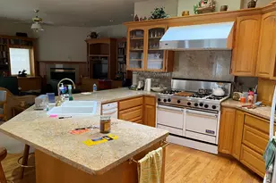 2954 Wilkshire Dr, Medford, OR 97504 - Photo 8