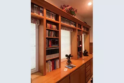 2954 Wilkshire Drive, Medford, OR 97504 - Photo 36