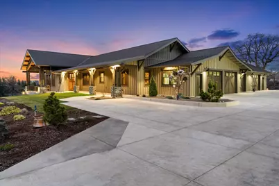 310 Pierce Road, Medford, OR 97504 - Photo 1