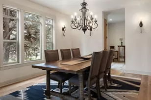 24442 Dodds Rd, Bend, OR 97701 - Photo 16