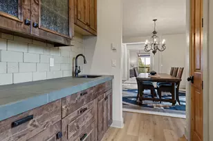 24442 Dodds Rd, Bend, OR 97701 - Photo 20