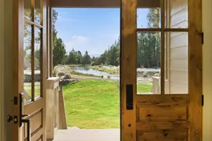 24442 Dodds Rd, Bend, OR 97701 - Photo 4