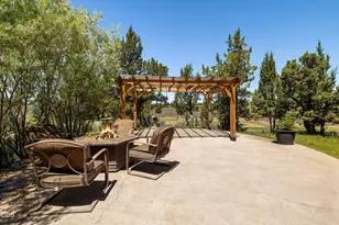24442 Dodds Rd, Bend, OR 97701 - Photo 56