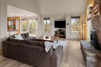 24442 Dodds Road, Bend, OR 97701 - Photo 14