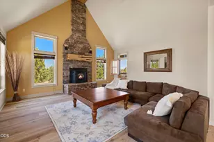 24442 Dodds Rd, Bend, OR 97701 - Photo 16