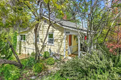 480 Harrison Street, Ashland, OR 97520 - Photo 2