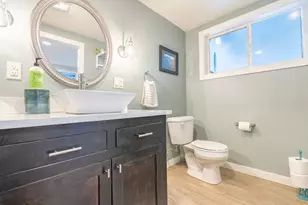 200 Medford Heights Ln, Medford, OR 97504 - Photo 40