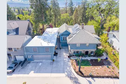 200 Medford Heights Lane, Medford, OR 97504 - Photo 2