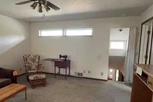 1049 Jeramy Way, Grants Pass, OR 97527 - Photo 14
