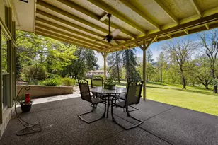 254 El Camino Way, Grants Pass, OR 97526 - Photo 4