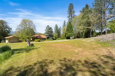 254 El Camino Way, Grants Pass, OR 97526 - Photo 34