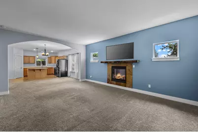 161 NE 9th Street, Madras, OR 97741 - Photo 6