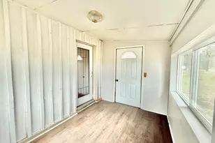 21717 Moccasin Ln, Chiloquin, OR 97624 - Photo 8