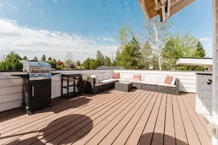 20795 Arago Cir, Bend, OR 97703 - Photo 30