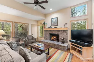 57374 Beaver Ridge Loop, Sunriver, OR 97707 - Photo 6